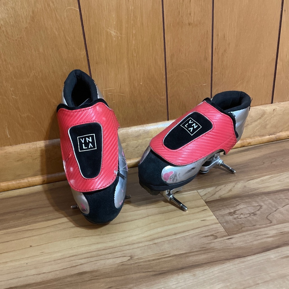 Vanilla skates